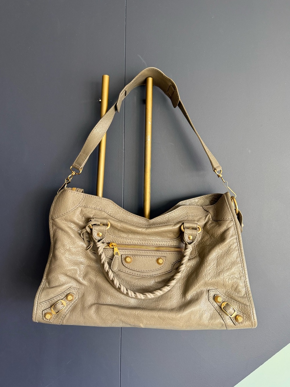 Balenciaga Giant 12 City Bag, Beige Liege Lambskin w/ Gold Hardware, EUC - Picture 3 of 16